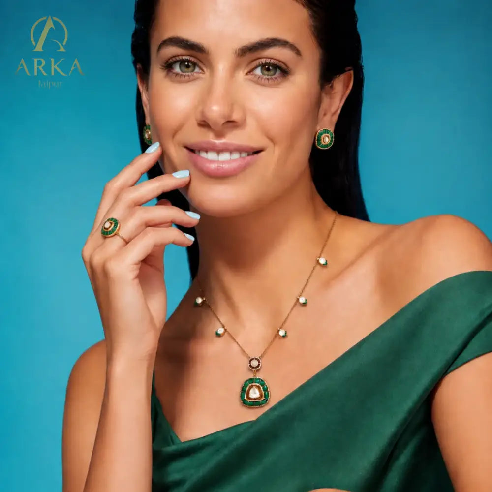 Emerald Reverie Pendant Set - Pendant Sets